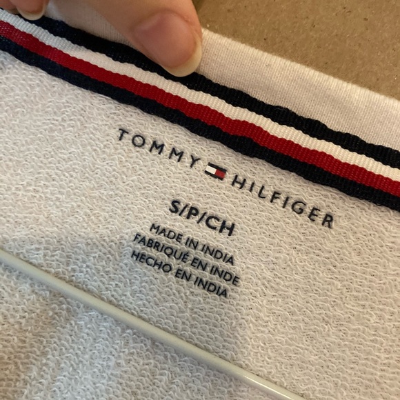 Tommy Hilfiger pullover - Picture 2 of 4